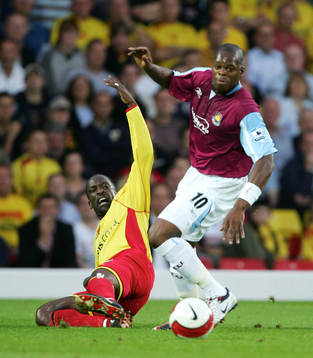  Chris Powell, Watford och Marlon Harewood, West Ham.