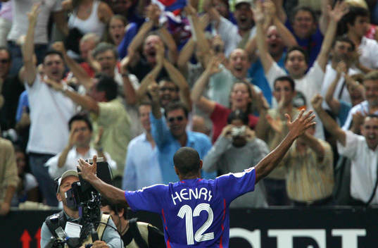  Thierry Henry, Frankrike, jubel efter 2-0.  