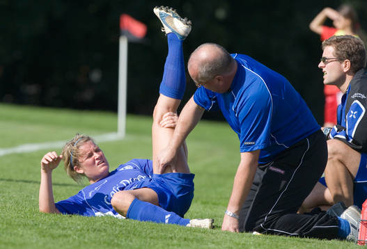 Josefin Svensson, Älmhult. Skada. Sträckning. Massage