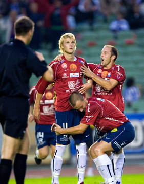  Ola Toivonen, Magnus Källander, Örgryte. Jubel, glädje.