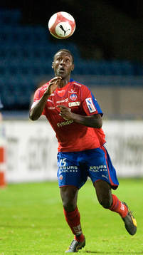 2-0 skytten Olivier Karekezi