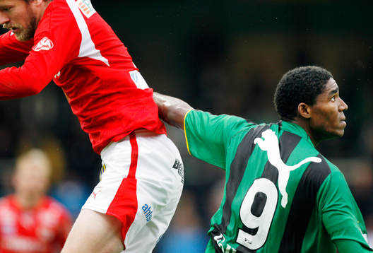  Khari Stephenson, Gais (jubel)