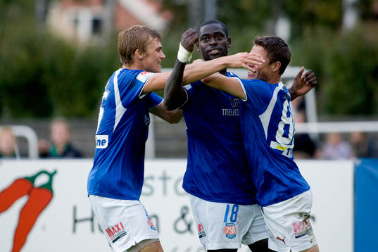  Trelleborg tog sig tillbaka till Allsvenskan. Michael Mensah, Trelleborg har gjort 2-1. Jubel