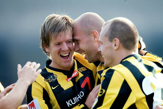 Jesper Ljung och Teddy Lucic, Häcken (jubel)
