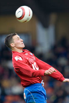 Ingmar Teever, Öster, nickar. nick