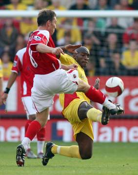  Damien Francis, Watford och Matt Holland, Charlton.