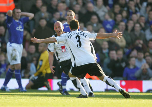  Claus Jensen jubel med Carlos Bocanegra, Fulham.