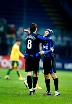  Zlatan Ibrahimovic, och Javier Zanetti, Inter jubel efter segern.
