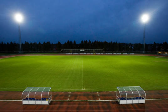 Österås idrottsplats i Hässleholm, arena. Elljus,