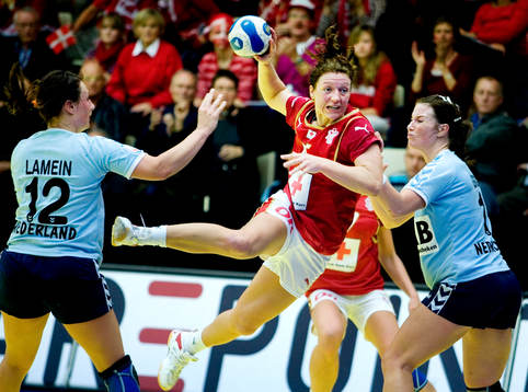 Katrine Fuelund, Danmark och Diane Lamein, Holland