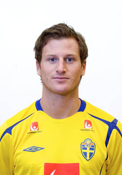  Daniel Mobaek.
