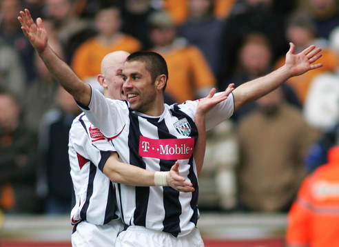  Kevin Phillips, West Bromwich, jubel.