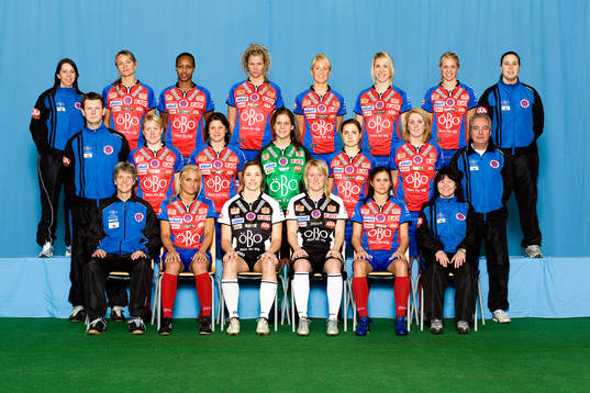  Bakre raden från vänster: Helena Andersson (Fystränare), Stina Segerström, Hodan Siid-Ahmed, Emelie Brodin, Caroline Näfver, Elin Magnusson, Malin Nilsson, Sofia Eriksson (Lagledare)