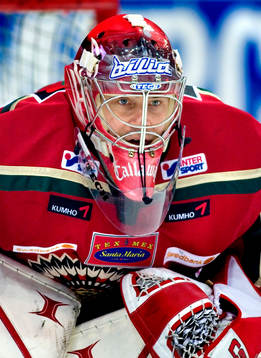Tommy Salo, Målvakt, Frölunda