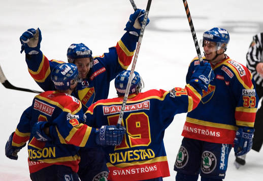  Måljubel Djurgården efter mål av Kristoffer Otosson.      