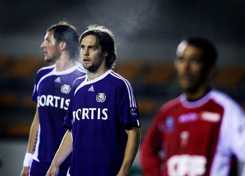  Max Von Schleebrügge, spelade med Anderlecht B-lag.