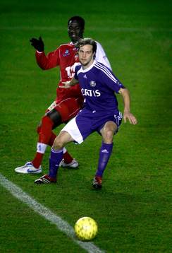  Max Von Schleebrügge, spelade med Anderlecht B-lag.