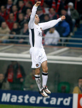 Ryan Giggs, Manchester United gjorde 1-0 på frispark,