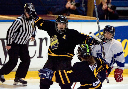 Maria Rooth, AIK matcvhinnare när AIK tog SM-guld. Jubel,