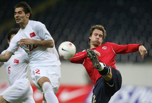  Hamit Altintop, Turkiet och Kristofer Haestad, Norge.