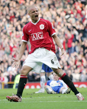  Wes Brown, Manchester (jubel)