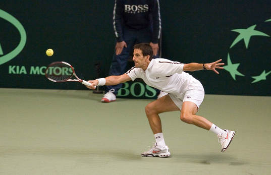 Sebastian Pietro i matchen mot Jonas Björkman