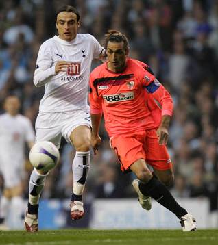 Dimitar Berbatov, Tottenham och Javi Navarro, Sevilla