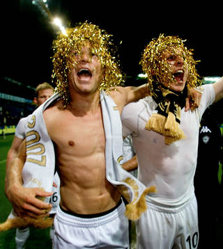 Marcus Allbäck och Jesper Grönkjaer, Köpenhamn, jubel