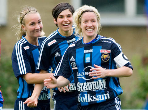 Emma Lundh, Ariane Hingst och Victoria Svensson,