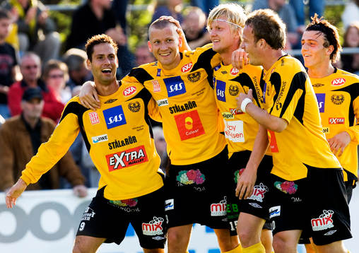  Jubel av  Marcelo Sarvas, Tobias Johansson, Robin Cederblad och Marcus Ekenberg.