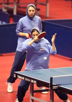 Mahjoobeh Omrani och Olena Titarenko, Iran
