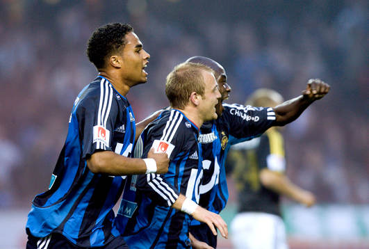 Patrick Amoah, Daniel Sjölund och Jones Kusi Asare jubel