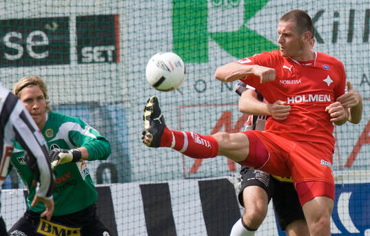 Stefan Thordarson nära göra 0-2 bakom Sebastian Karlsson