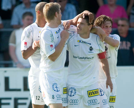 Anders Ekelund, Salif Jönsson och Erol Bekir, Bunkeflo, jubel