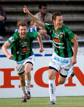   0-1, Eyjólfur Hédinsson. Jubel.