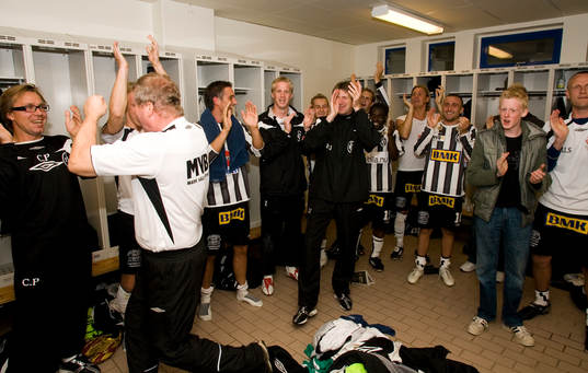 Landskrona, jubel, i omklädningsrummet