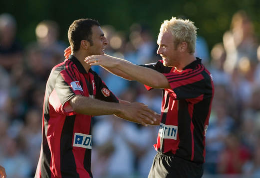  Arash Talebinejad, Brommapojkarna och Martin Ekström, Brommapojkarna, jubel.