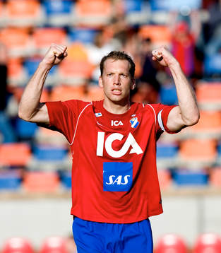 2-0 Fredrik Bild har avgjort med att slå in en straff