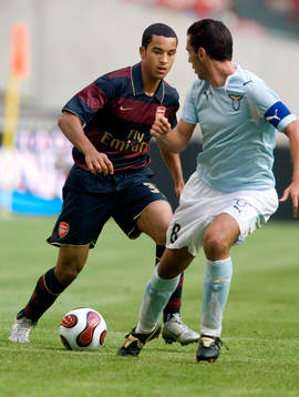 Theo Walcott, Arsenal och Tomasso Rocchi, Lazio