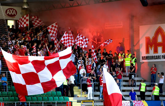 Kalmars fans, supportrar, supporter, tifo, bengal,