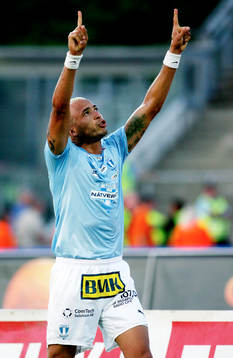 Junior, MFF gör 1-0. Jubel