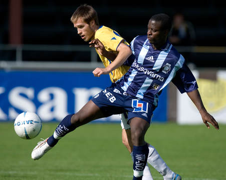 Jovanovic tränger sig förbi