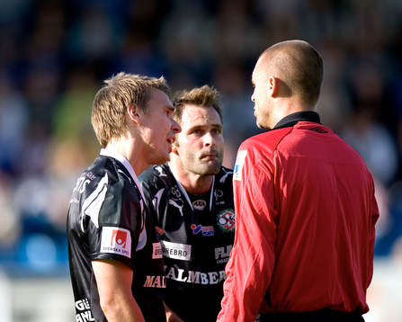 Men snälla domaren. Fredrik Nordback och Lars Larsen