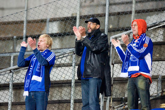 Tre medelpadingar utgjorde GIF:s klack