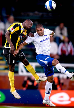 Robert Mambo Mumba, Häcken, Bruno Santos, Norrköping