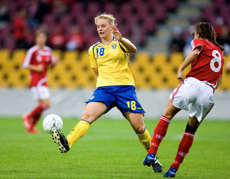 Nilla Fischer mot Julie Rydahl Bukh