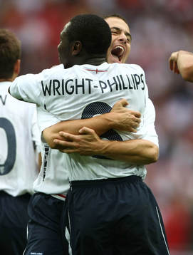  Shan Wright Phillips, England jubel med Joe Cole.