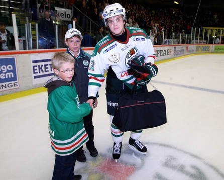 Matchens lirare nummer 22 , Tommy Enström