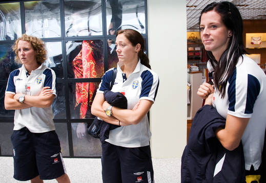 Nordkorea och Sveriges flyg var fyra timmar försenat,