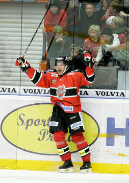  Magnus Wernblom, Modo jubel efter att ha avgjort med sitt 5-4 mål